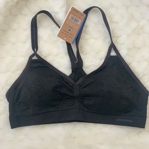 Patagonia W’s Black Barely Bra, Medium
